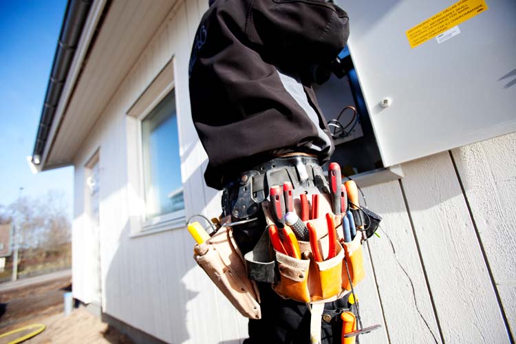 Elektriker hos en privatperson